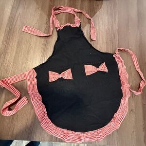 Bow Kitchen Apron